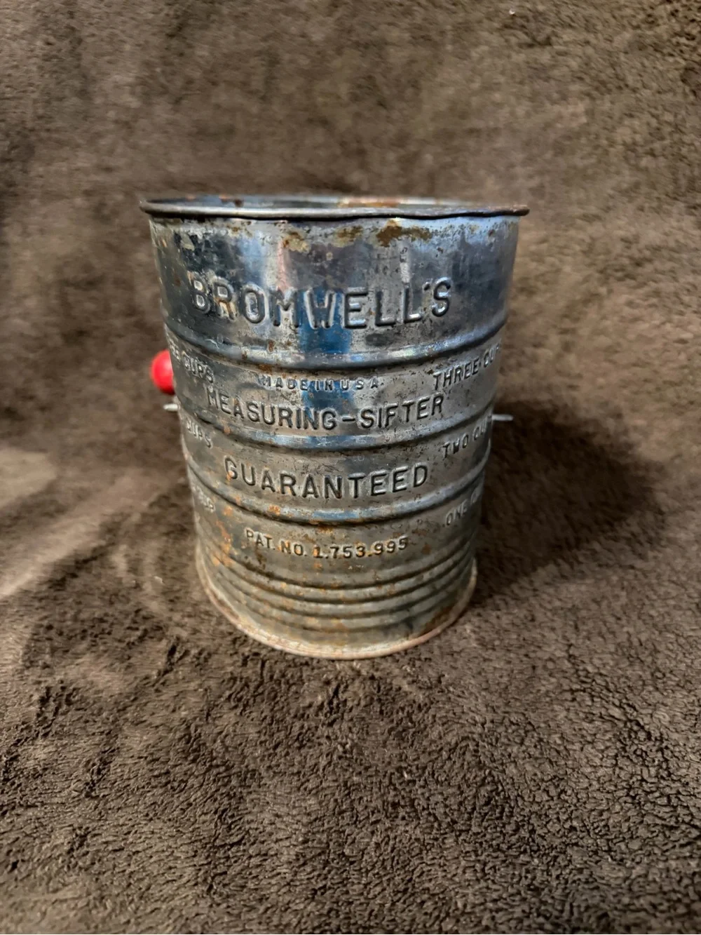 Measuring Sifter - Vintage Metal Flour Sieve (Gray)